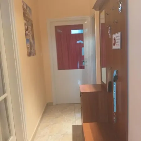 Marina Apartman شقة إغير
